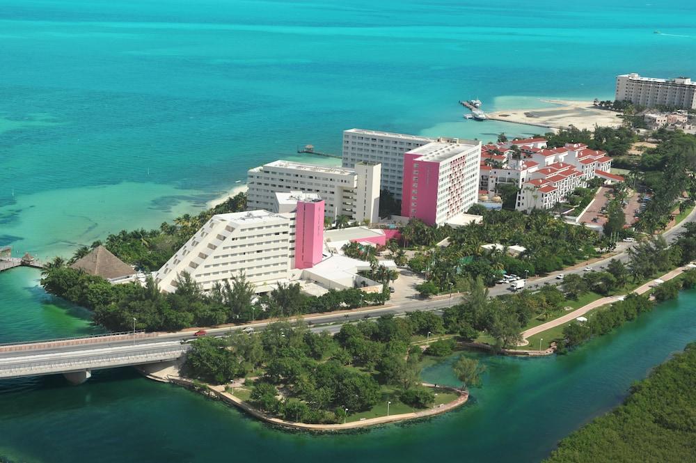 Oasis Palm Hotel Cancun Exterior photo